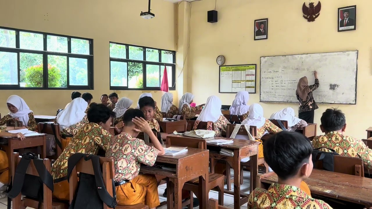 Class 7 learning material on simple present tense 2026