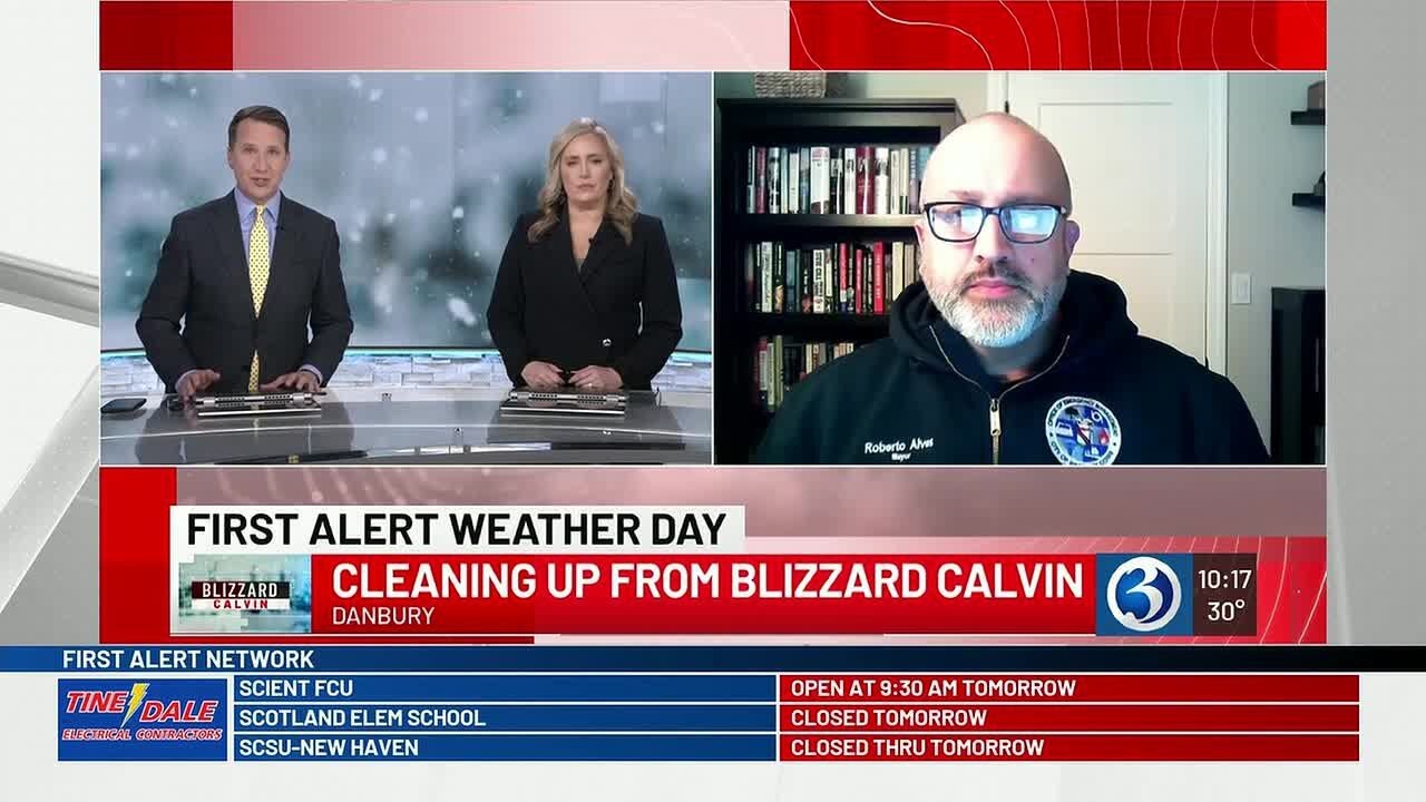 Danbury mayor cleaning up after Blizzard Calvin - YouTube