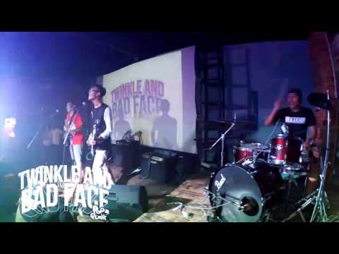 Twinkle And Bad Face - Karma (live At K2 Cafe Bandung)