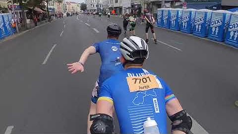 2022 berlin marathon inside powerslide blue train