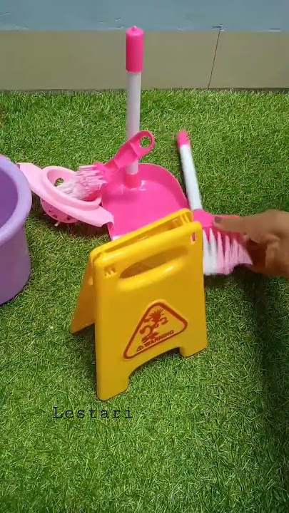 mainan alat kebersihan