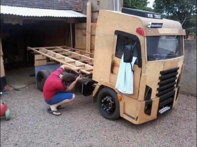 Suíço constrói 'miniatura' de caminhão com controle remoto