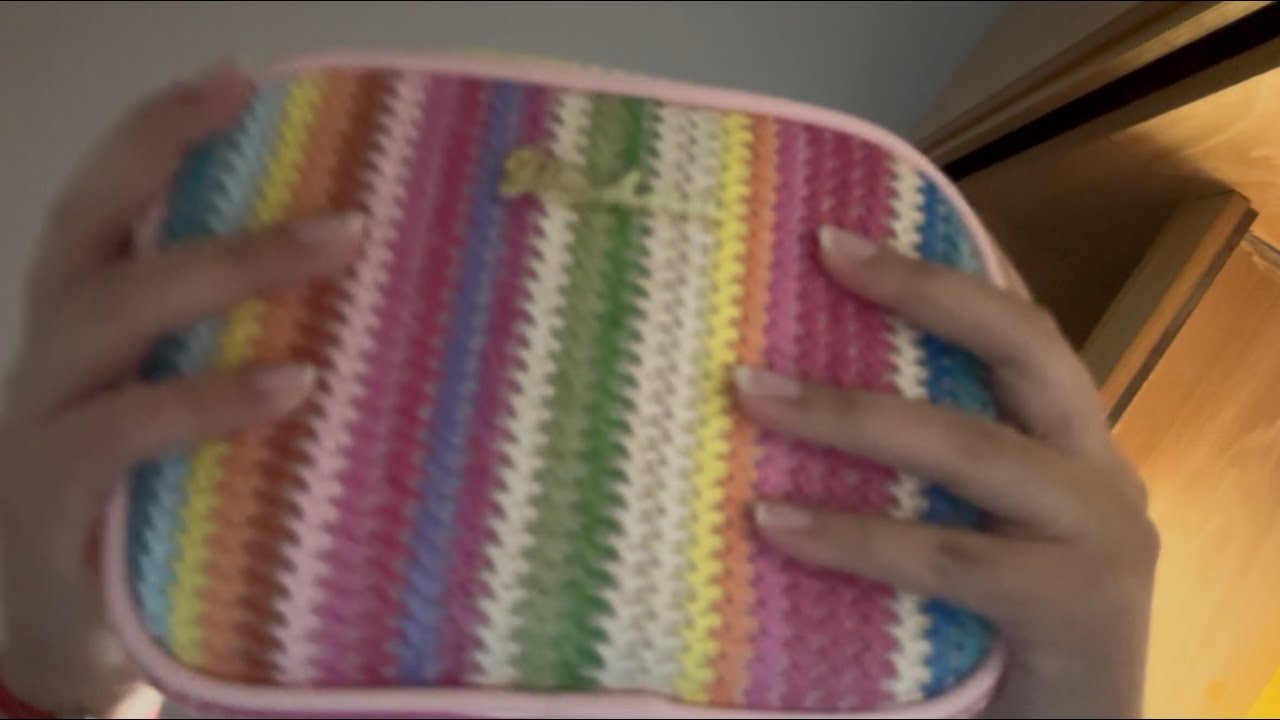 ASMR: what’s in my makeup bag? (fast and aggressive)