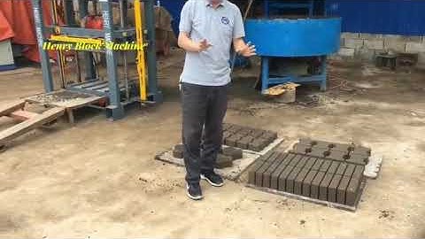 QT4-40 Multi-purpose concrete hollow brick machine paver machine test for standard brick production.