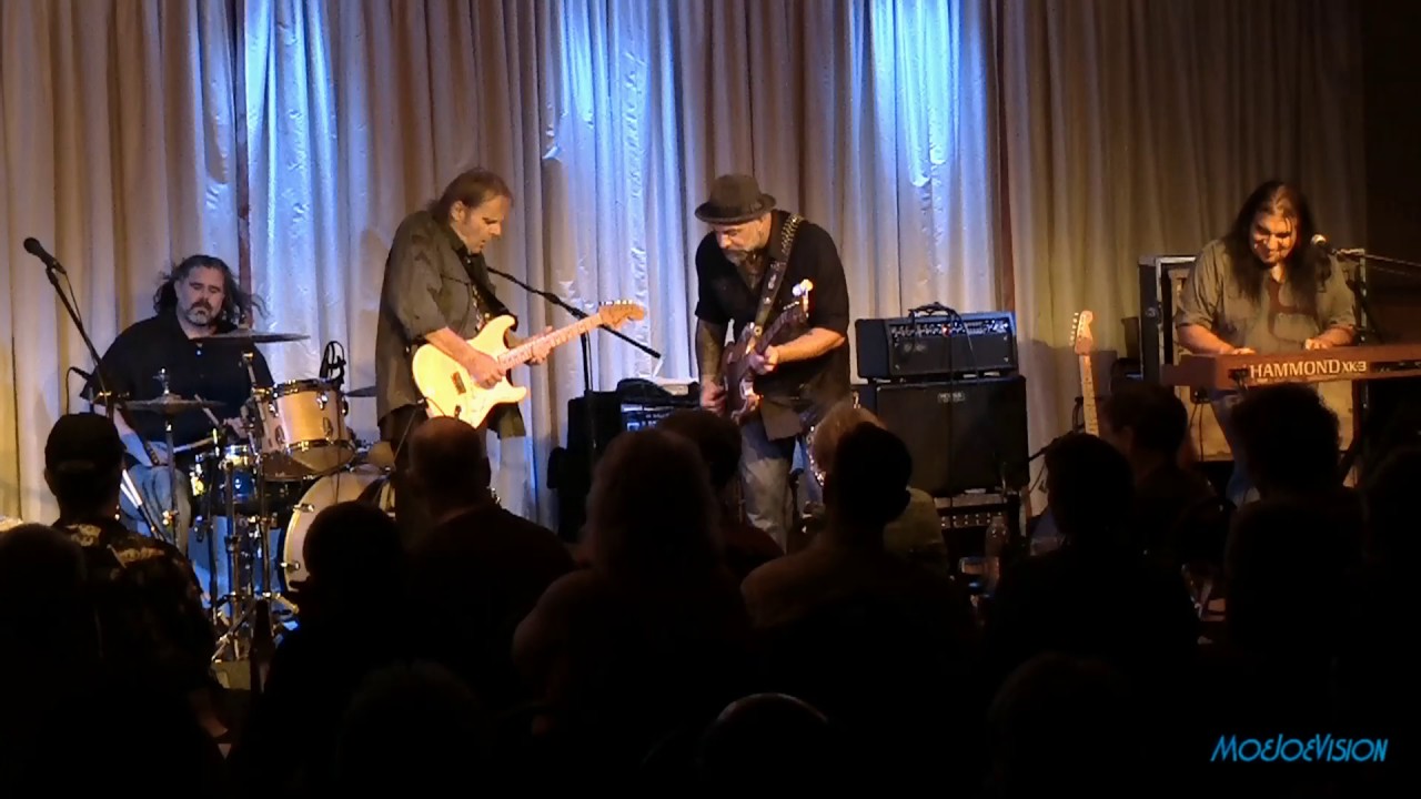 Walter Trout Live @ The Bull Run Restaurant 7/30/15