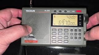Checking out Pirate activity Tecsun PL-520 on telescopic antenna and calibration on SSB Checking out Pirate activity Tecsun PL-520 on telescopic antenna and calibration on SSB