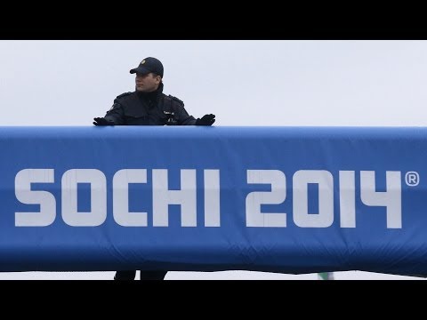 วีดีโอ: สิ่งที่คณะกรรมการโอลิมปิกสากล (IOC) ทำ