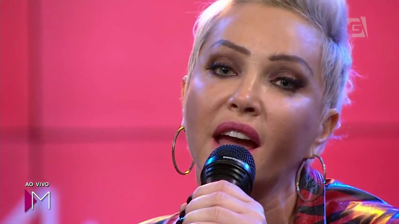 Deborah Blando - Innocence (Mulheres 2018) - YouTube