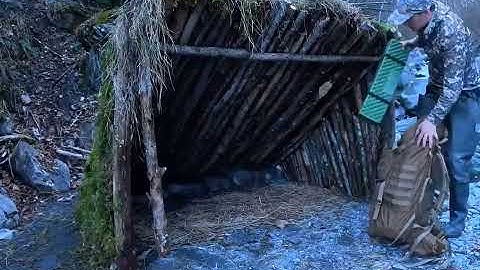 3 Days in Arctic Survival Shelter - Solo Bushcraft Camping & Blacksmithing.
