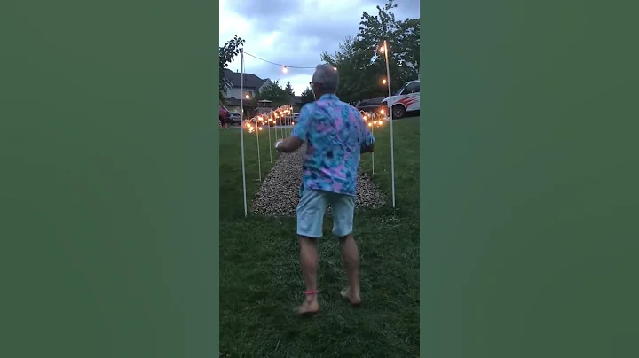 Wayne Dancing