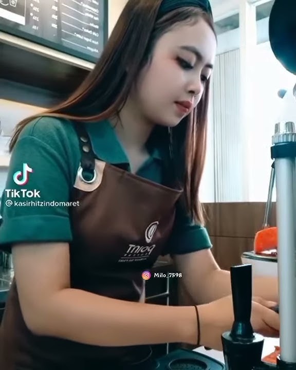 Story WA 30 detik lucu. Aduh manisnya bikin aku tergoda