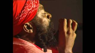 Capleton - Mashing up the world  Paris Zénith 2003