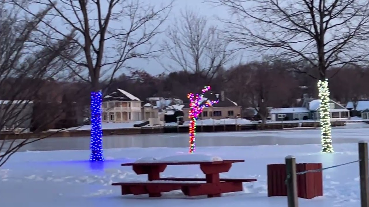 Snow is everywhere and the adventure doesn't stop just because the temperature dropped! 🏔️🥶