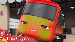 Buster está enfermo | Nanas para bebés | Little Baby Bus Español  Little Baby Bum