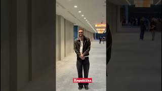 Vladu Maglu pojela trema pred treći koncert u Sava centru: Kako vam se dopada stajling?