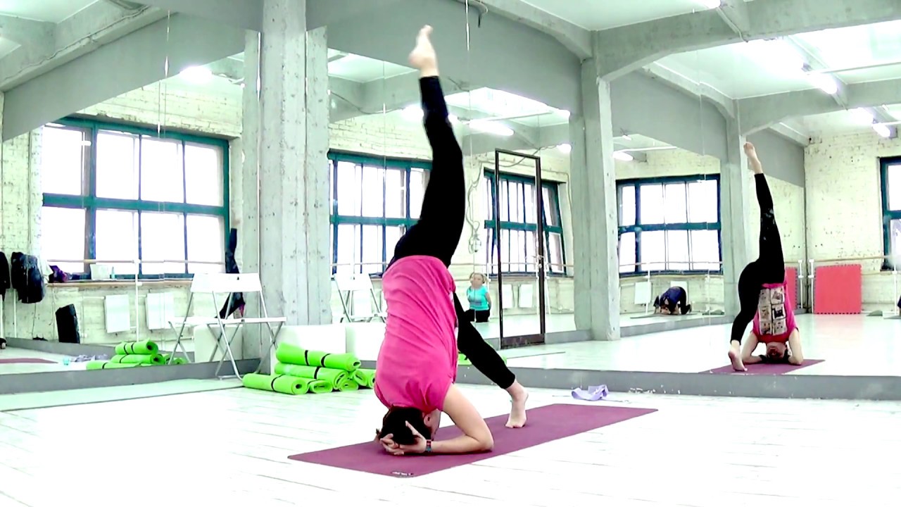 ЙОГА с Еленой Штурм на Тимирязевской. - YouTube