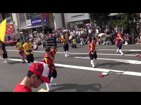 琉球國祭り太鼓 (ミルクムナリ/アルタ前) in 新宿エイサー 2012