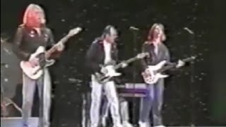 Watch Status Quo Going Nowhere video
