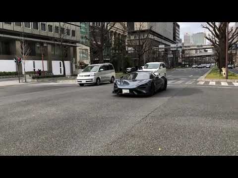 🚗大阪 御堂筋 マクラーレン765LT!!