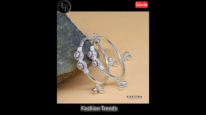 Video 11072481: silver bengal