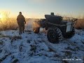 Каракат с коробкой от мини трактора.