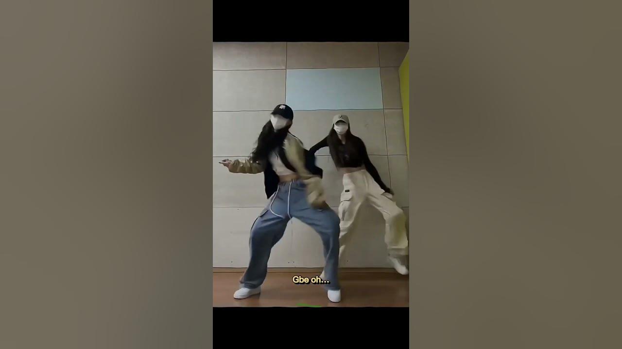 Beautiful dance steps to “ZION” by Rehmahz #rehmahz #zion #gbe #rehmahzszn #afrogospel #afrobeat