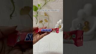 Snickers Berry Whip Chocolate #unboxing #shorts #chocolate #trending @S@SnickersIndia