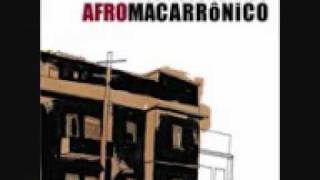 Kiko Dinucci e Bando Afromacarronico - Pade Onã (album) chords