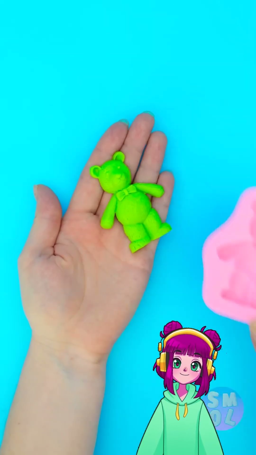 I Want This GUMMY BEAR SOAP Too ?