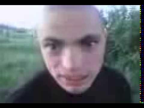 Аншлаг смех в зале. Коля смех. Шутки про галю смешные. Коля смех. Смеющийся испанец мем.