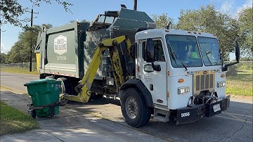 Frontier Waste Solutions: Peterbilt 320 Heil Python Garbage Truck
