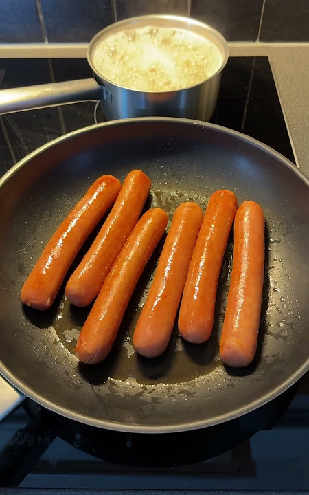 Korv och makaroner / Sausage and macaroni #food #sausage #cookingathome #cooking #boiling #korv