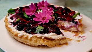 How to make an amazing spring dessert?: perfect spring puffpastry berries tart !🥧