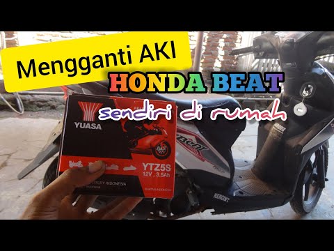 cara mudah ganti aki Honda beat fi,vario fi mudah hanya butuh obeng saja. Salam sukses.. 