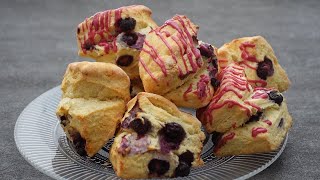 朝食に!お店のものより絶品～甘酸っぱい♡こぼれブルーベリーの腹割れスコーン | Breakfast Blueberry Scones