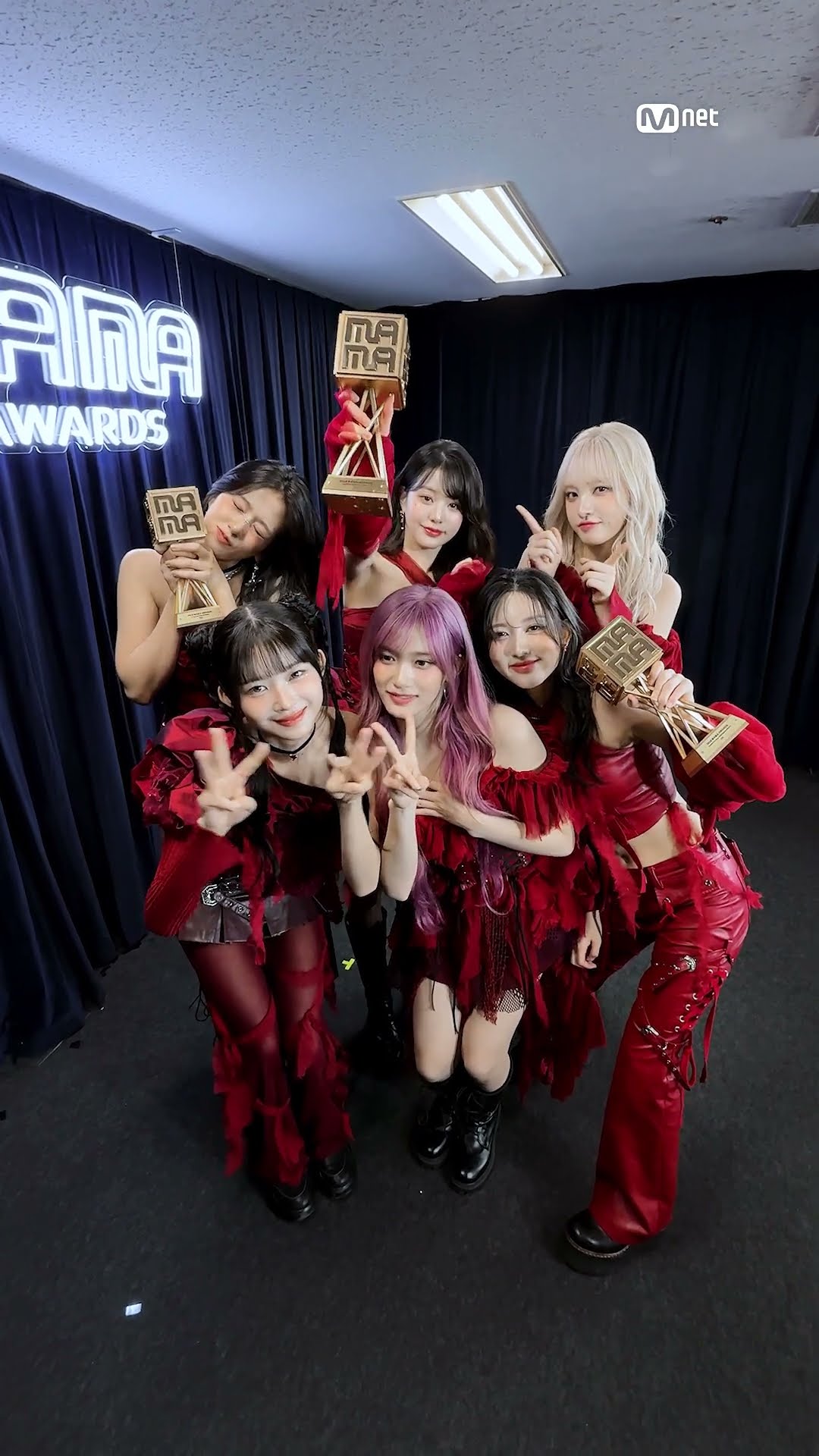[#2024MAMA] Hi-Ceremony? #Ive #MAMAAWARDS #2024MAMAAWARDS