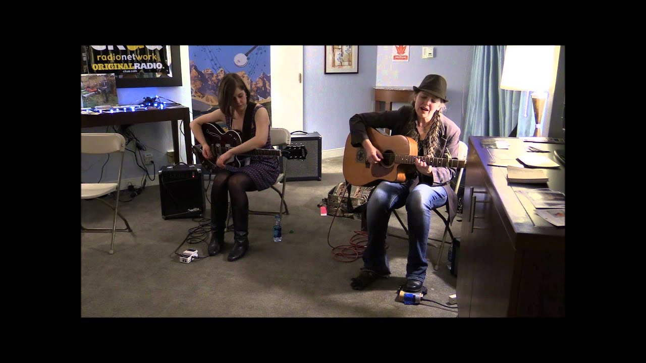 Anne McCue - Almost To Late live performance agreement