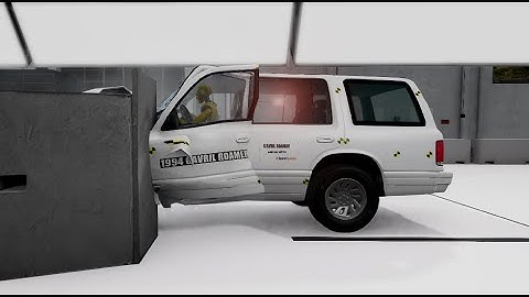 1994 Gavril Roamer ( First Test ) Small Overlap Crash Test