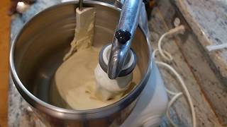 Should we use the dough hook or roller on an Ankarsum mixer, Video 2