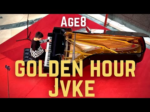 （８歳）GOLDEN HOUR（JVKE）を弾いたら、会場が感動に包まれた/ストリートピアノ/JONNY PIANO