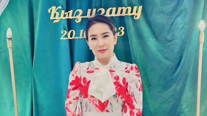 Күйеуінің алдында дәрігері бар азиялық әйел (порно) Жас әйел порно темекі шегеді