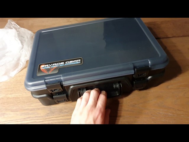 Savage Gear Lure Specialist Tackle Box Unboxing 