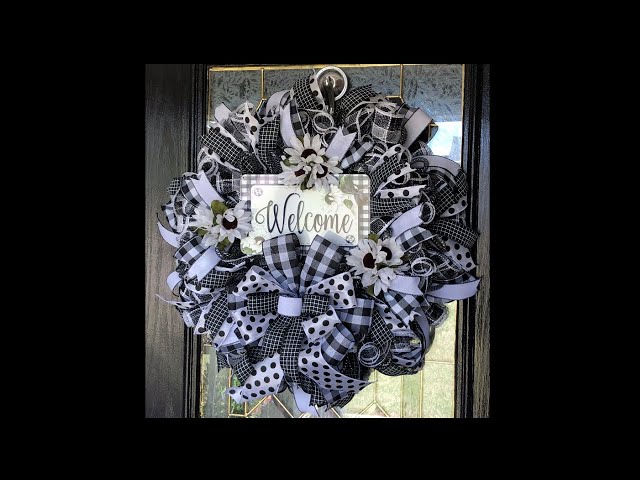 Farmhouse Black and White Buffalo Plaid Burlap Wreath