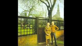 Video thumbnail of "Fairport Convention - A Sailor's Life"