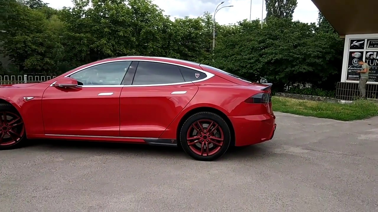 Tuning Tesla Model S 90d Platon от GuruTuning