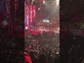 Los fanaticos de raw guardan silencio durante la entrada de bronson reed shorts wwe