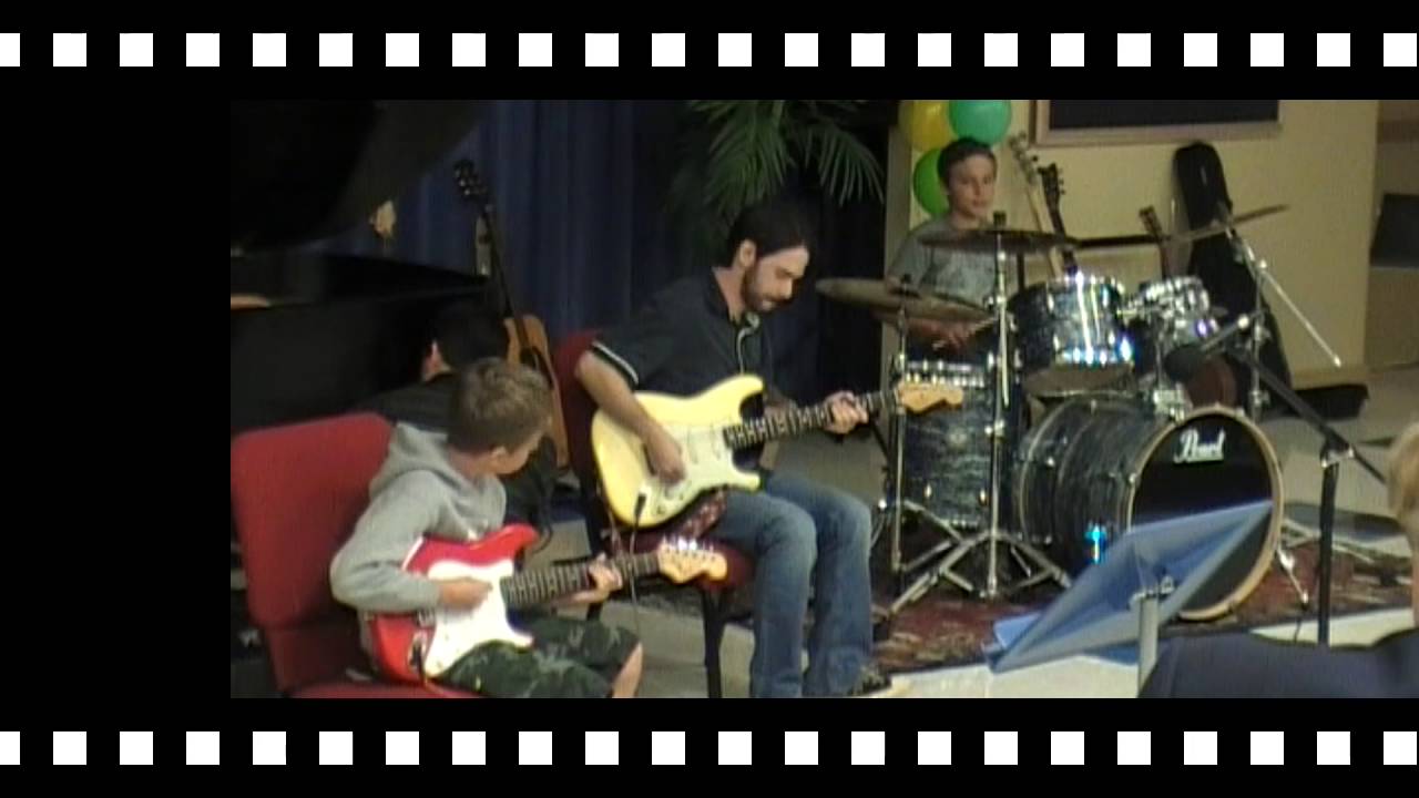 Flying Fingers Spring Concert 2016 - Nick & Lucas Reinert - Enter Sandman