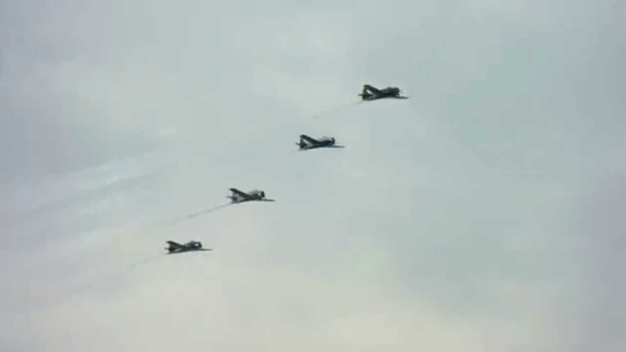 Trojan Horsemen T-28 4 Ship Flyby - CIAS 2013