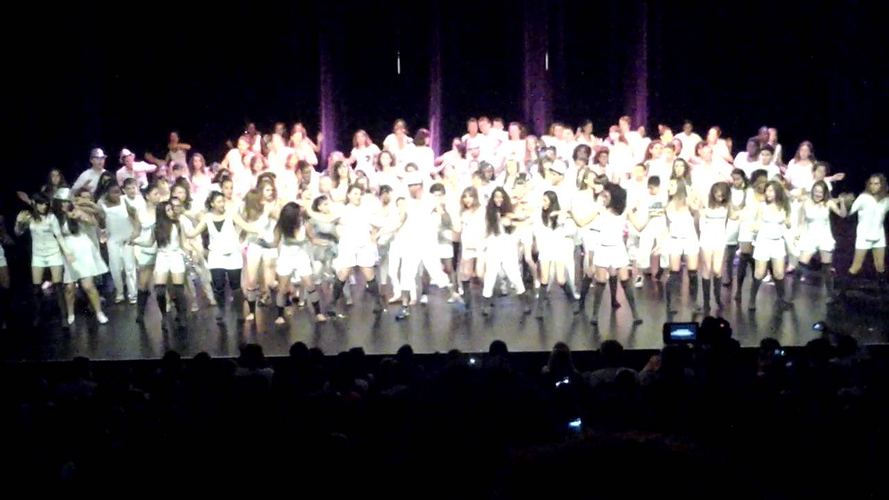 Jean petit qui dansefinal de spectacle YouTube