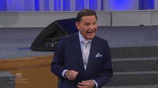 Kenneth Copeland - Speaking in tongues remix